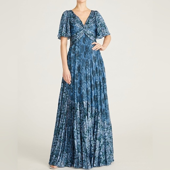 Mabella Pleated A Line Gown Satin Size 2 NWT - Picture 2 of 12